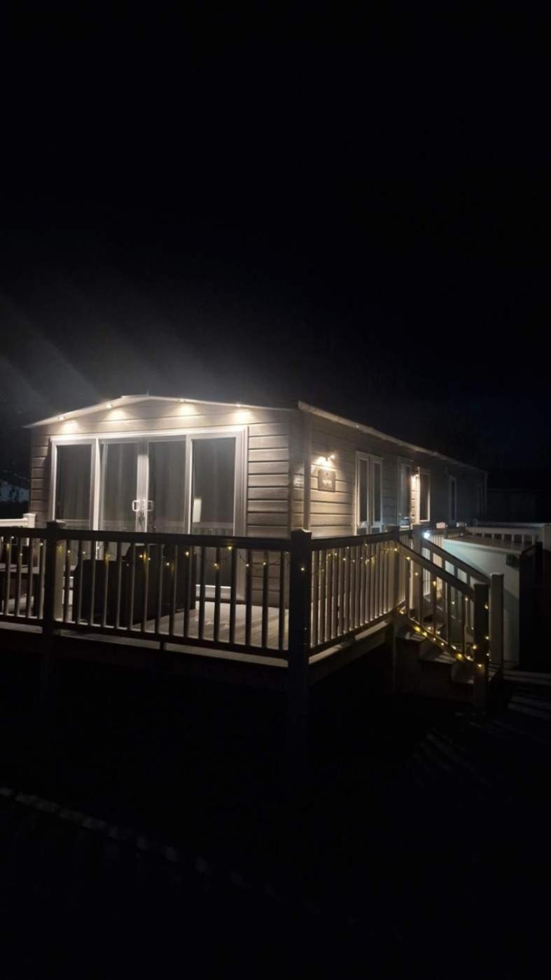 Ellis Retreats At Tattershall Lakes Lincoln Bagian luar foto